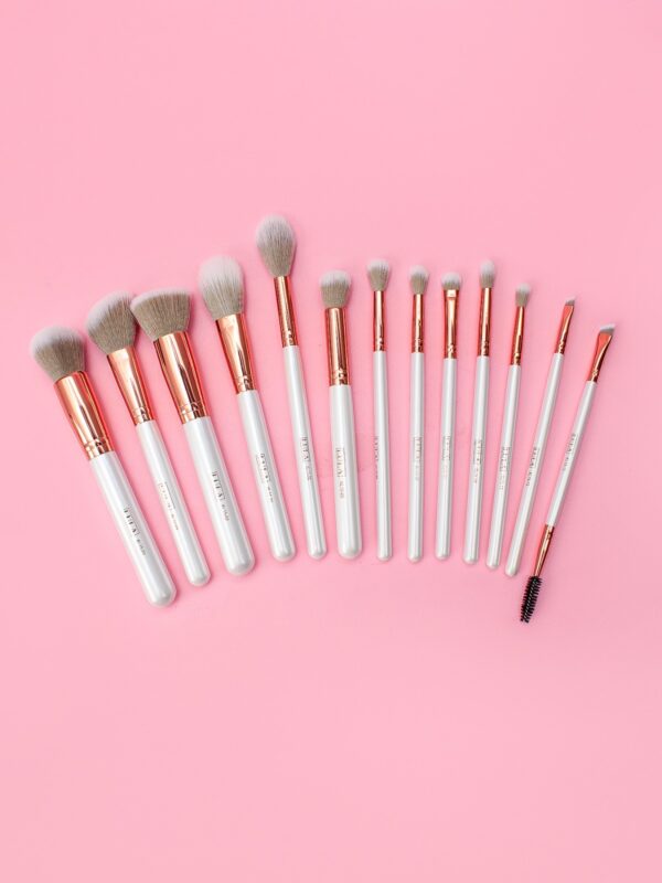 KIT DE BROCHAS 13 PCS MARSHMALLOW LULA - Imagen 2